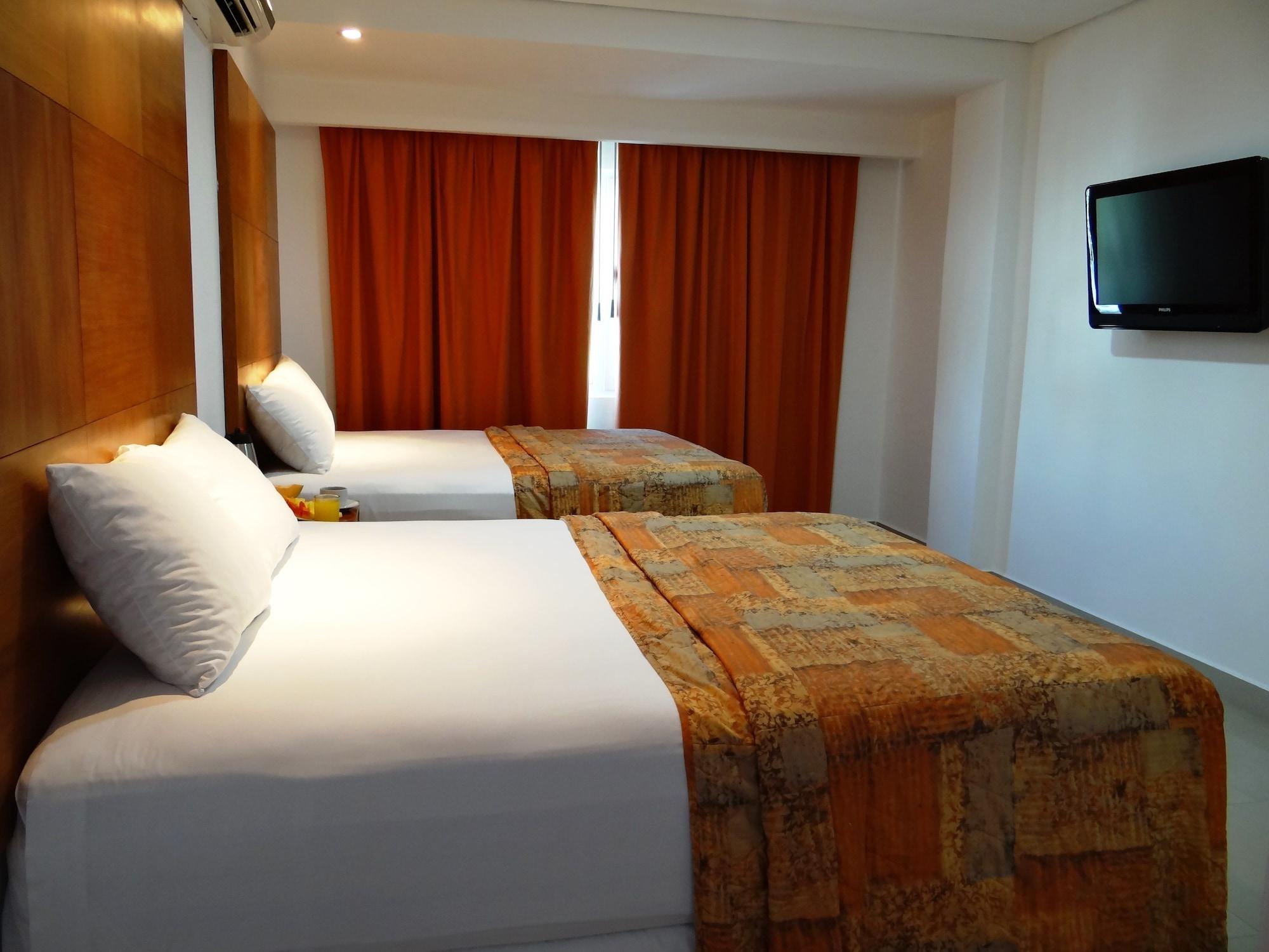 Hotel Suites Gaby Cancun Exterior photo