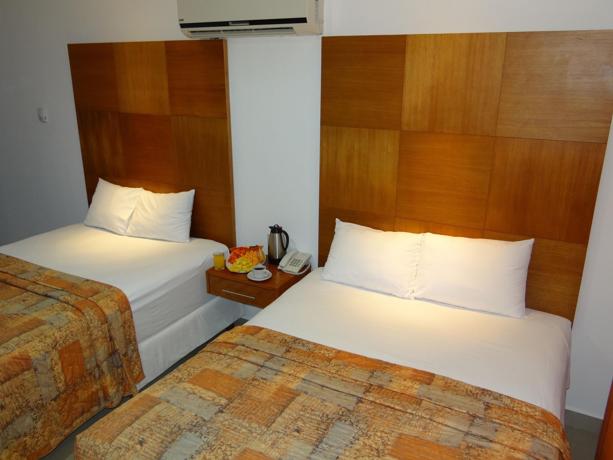 Hotel Suites Gaby Cancun Exterior photo